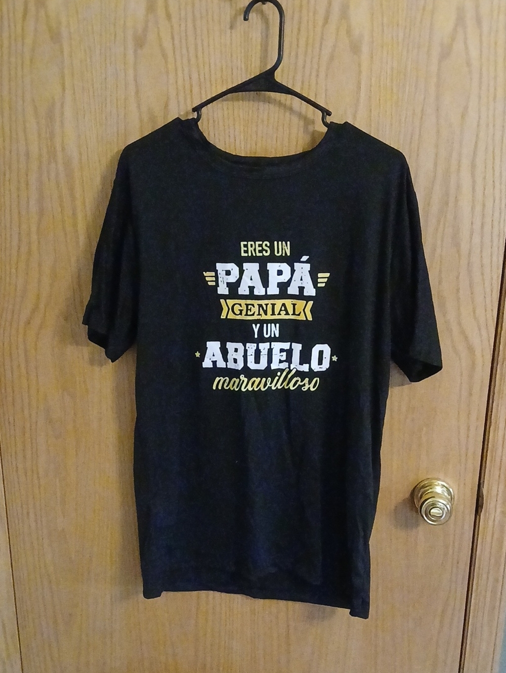 Black Graphic 'Papá y Abuelo' Men's T-Shirt